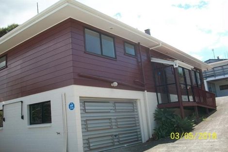 Photo of property in 2/19a Ribblesdale Road, Henderson, Auckland, 0612
