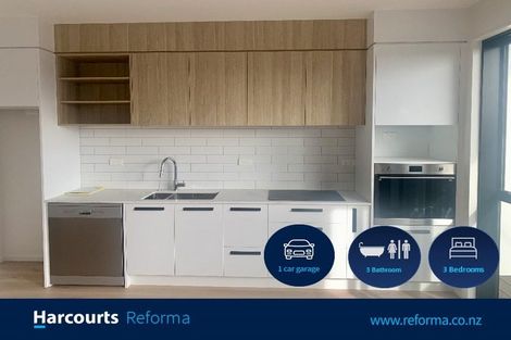 Photo of property in 2/14 Ayr Road, Pakuranga, Auckland, 2010