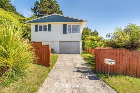Photo of property in 8 Harlow Grove, Wainuiomata, Lower Hutt, 5014