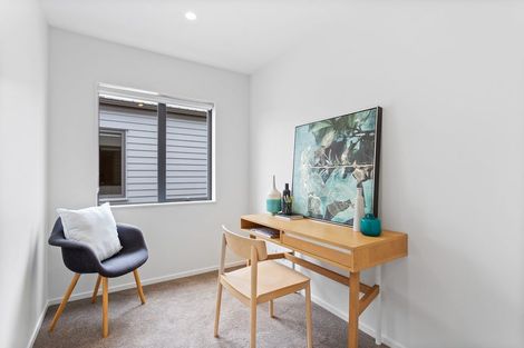 Photo of property in 15 Aquamarine Road, Rosehill, 2113