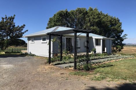 Photo of property in 160 Batty Road, Kingseat, Papakura, 2580