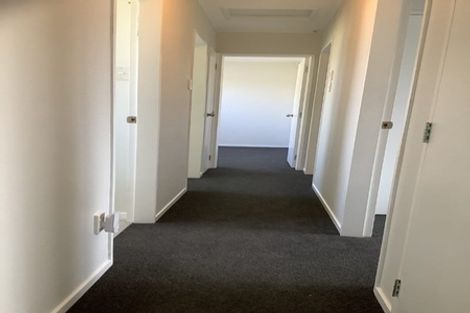 Photo of property in 7 Whitechapel Grove, Stokes Valley, Lower Hutt, 5019