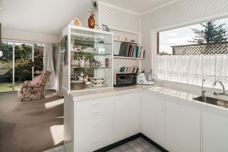 Photo of property in 2/16 Castleton Drive, Howick, Auckland, 2014