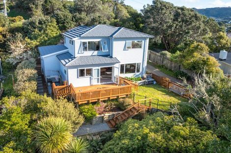 Photo of property in 147 Helston Road, Paparangi, Wellington, 6037