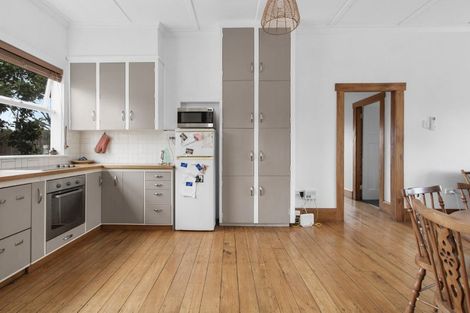 Photo of property in 75 Tuhikaramea Road, Dinsdale, Hamilton, 3204