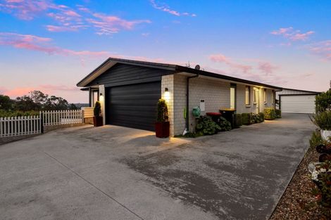 Photo of property in 60 Adler Drive, Ohauiti, Tauranga, 3112
