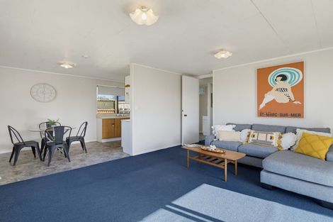 Photo of property in 22 Alastair Avenue, Owhata, Rotorua, 3010