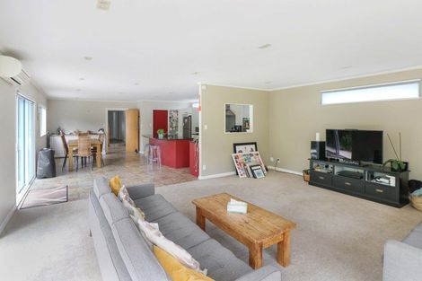 Photo of property in 9 Penrose Street, Woburn, Lower Hutt, 5010