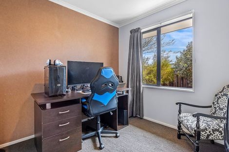 Photo of property in 106 Bassett Street, Burwood, Christchurch, 8083