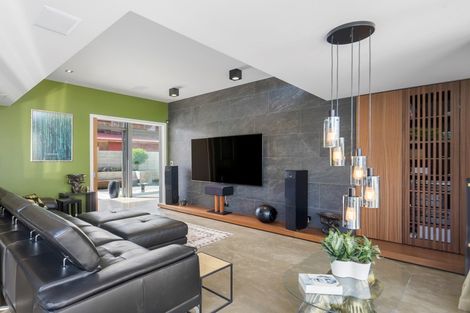 Photo of property in 37 Laurence Street, Manly, Whangaparaoa, 0930