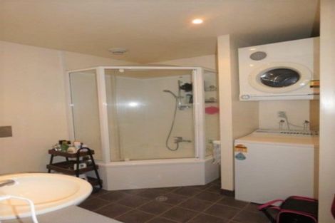 Photo of property in St Peters Apartments, 1e/192 Willis Street, Te Aro, Wellington, 6011