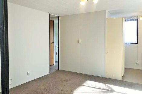 Photo of property in 2/11 Kahikatea Place, Ranui, Auckland, 0612