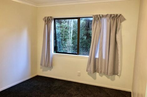 Photo of property in 52 Hiwihau Place, Glenfield, Auckland, 0629