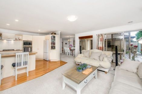 Photo of property in 157 Kilkenny Drive, East Tamaki Heights, Auckland, 2016