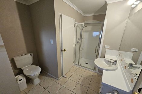 Photo of property in Tuscany Towers, 84/1 Ambrico Place, New Lynn, Auckland, 0600