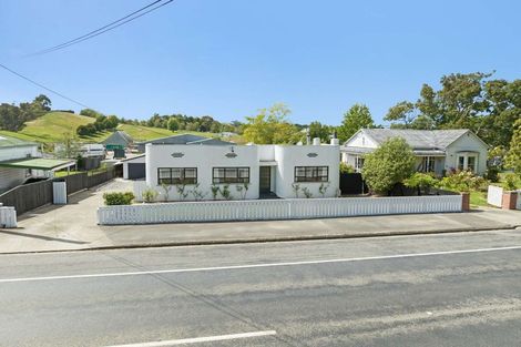 Photo of property in 3 Great North Road, Waipawa, 4210