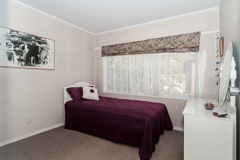 Photo of property in 2/16 Castleton Drive, Howick, Auckland, 2014