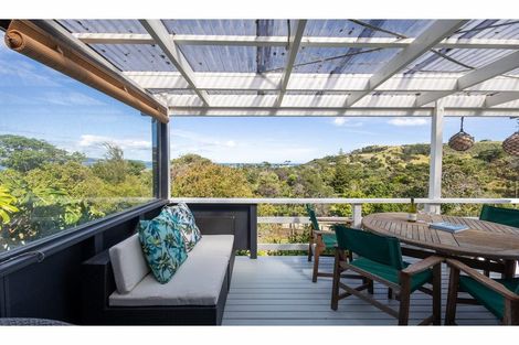 Photo of property in 6569 Pouto Road, Pouto, 0391