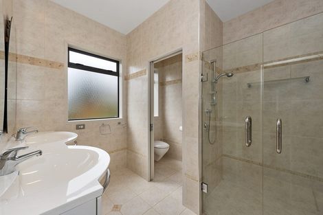 Photo of property in 11 The Esplanade, Huntington, Hamilton, 3210