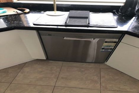 Photo of property in 99 East Coast Road, Castor Bay, Auckland, 0620