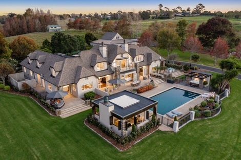 Photo of property in 38 Porterfield Road, Whitford, Howick, 2571