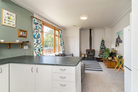 Photo of property in 48 Royal Crescent, Saint Kilda, Dunedin, 9012