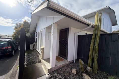 Photo of property in 5/16 Guthrie Road, Havelock North, 4130