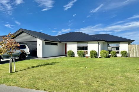 Photo of property in 25 Whiteoak Grove, Tinwald, Ashburton, 7700