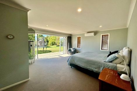 Photo of property in 84 Kent Terrace, Taradale, Napier, 4112