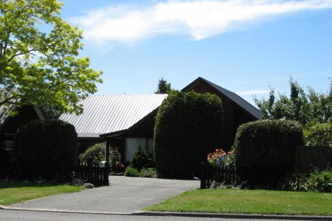 Photo of property in 470 Avonhead Road, Avonhead, Christchurch, 8042