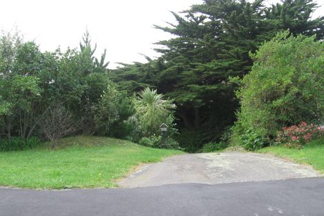 Photo of property in 2 Glen Alton Avenue, Paparangi, Wellington, 6037