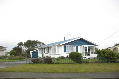 Photo of property in 11 Vernon Street, Kingswell, Invercargill, 9812
