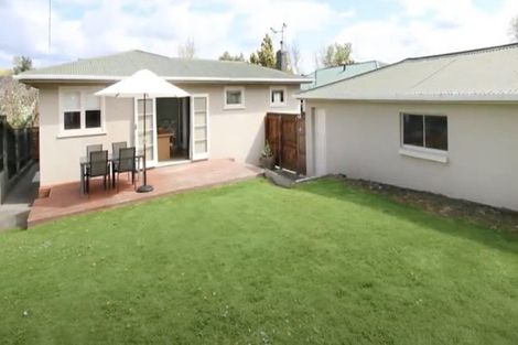 Photo of property in 11 Newcastle Street, Hokowhitu, Palmerston North, 4410