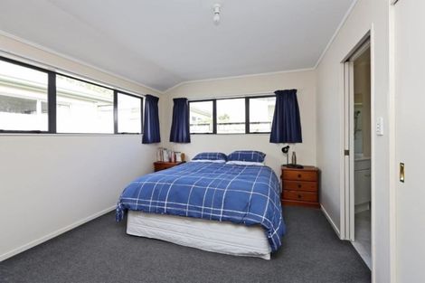 Photo of property in 709 Saint Aubyn Street West, Saint Leonards, Hastings, 4120