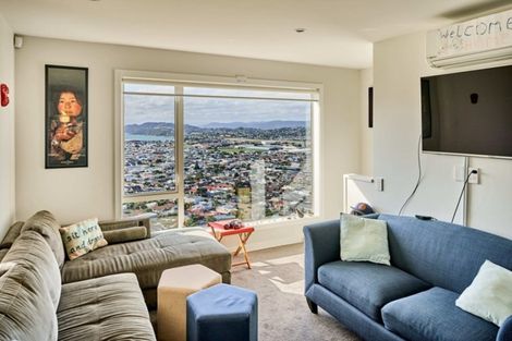 Photo of property in 9 Pari Tai Way, Houghton Bay, Wellington, 6023