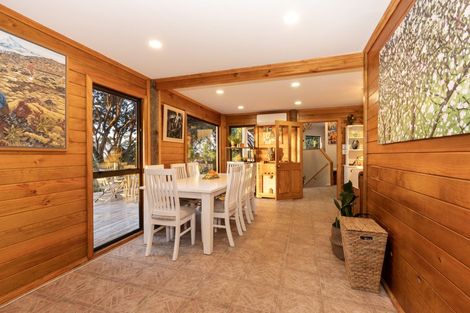 Photo of property in 191 Carter Road, Oratia, Auckland, 0604