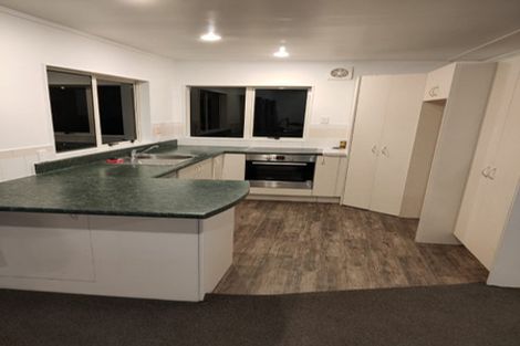 Photo of property in 128 Portage Road, New Lynn, Auckland, 0600