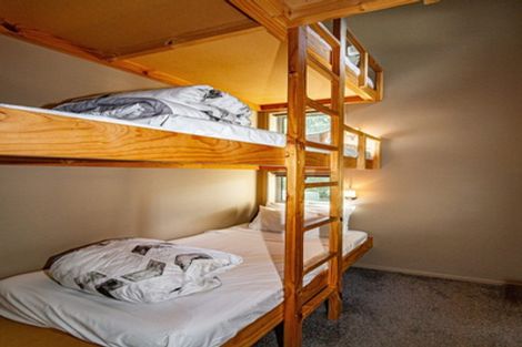 Photo of property in 100 Clyde Street, Ohakune, 4625