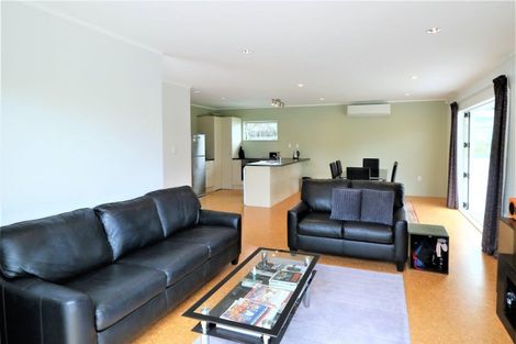 Photo of property in 44 Dolphin Drive, Whiritoa, Whangamata, 3691