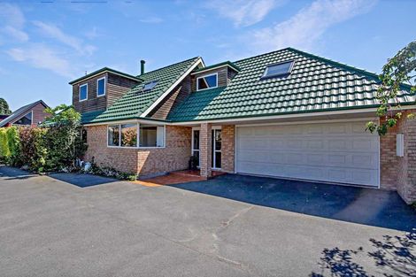 Photo of property in 4/37 Avonhead Road, Avonhead, Christchurch, 8042