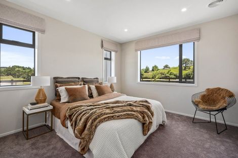 Photo of property in 11 Lochridge Drive, Kinloch, 3377