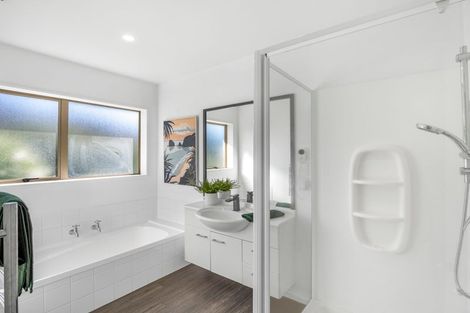 Photo of property in 65 Woodhurst Drive, Casebrook, Christchurch, 8051