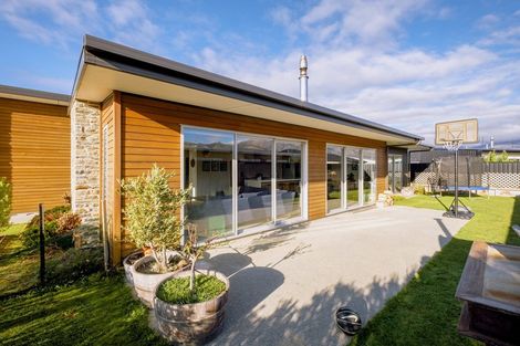 Photo of property in 5 David Place, Cromwell, 9310