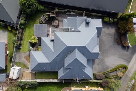 Photo of property in 16 Thistlewood Avenue, Hamilton East, Hamilton, 3216