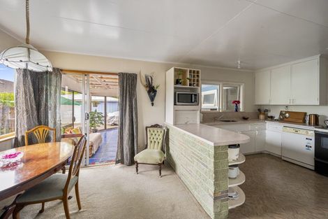 Photo of property in 31 Merton Crescent, Pirimai, Napier, 4112