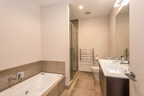 Photo of property in 2 Inverness Lane, Redcliffs, Christchurch, 8081