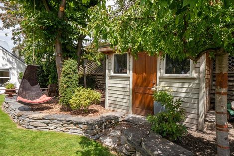 Photo of property in 4 Elva Dawson Place, Arrowtown, 9302