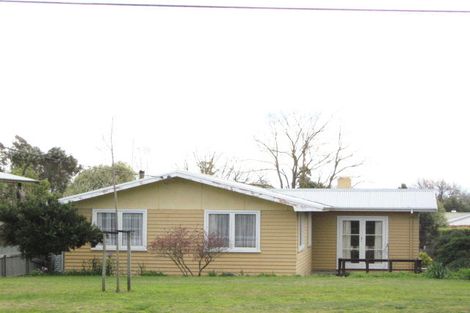 Photo of property in 70 Middle Road, Havelock North, 4130