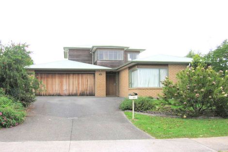 Photo of property in 28 Te Wharau Drive, Greenhithe, Auckland, 0632