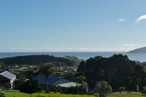 Photo of property in 10 Pekama Drive, Cable Bay, 0420